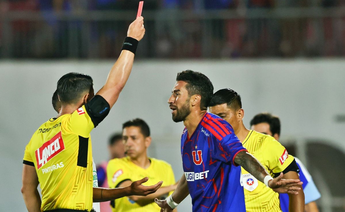 Liga de Primera en el podio: Es la tercera liga con más expulsados por partido en el mundo