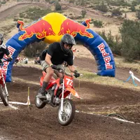Llega a Chile carrera única de mini motos y bicicletas