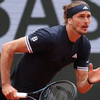 Alexander Zverev queda cerca de romper su maleficio en Roland Garros
