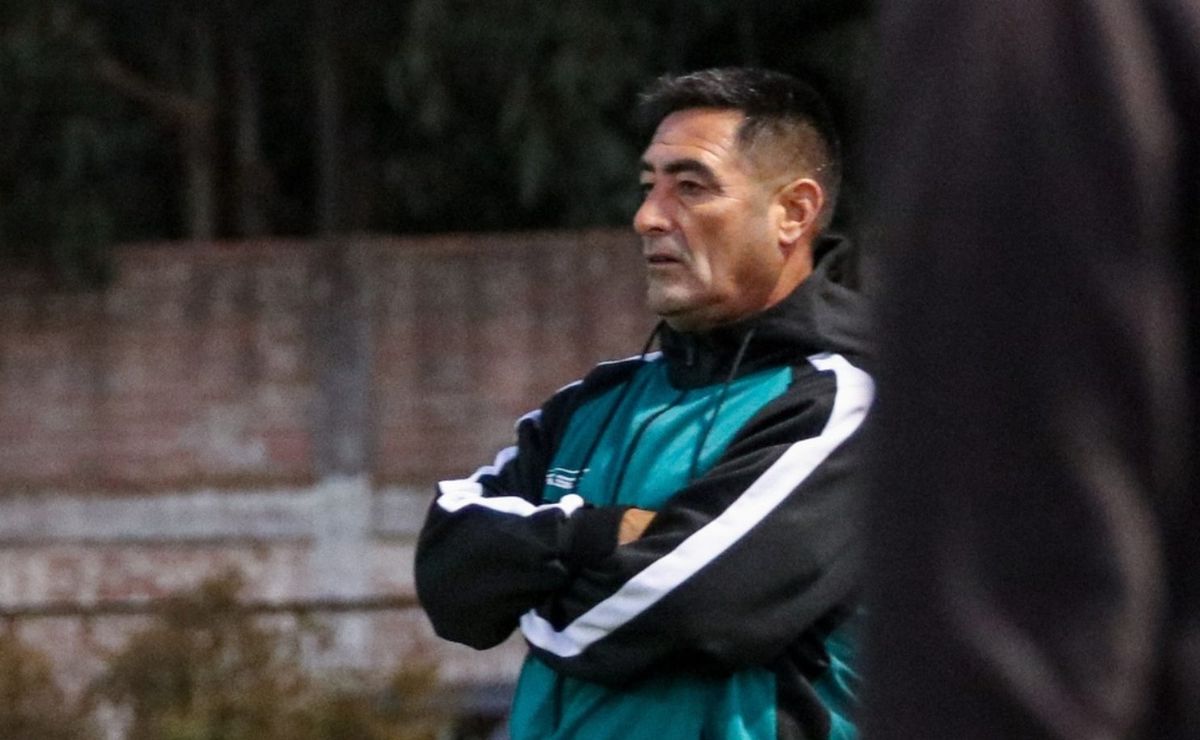 “Me veo forzado”: Nelson Tapia es el nuevo DT caído en el fútbol chileno y se va con polémica
