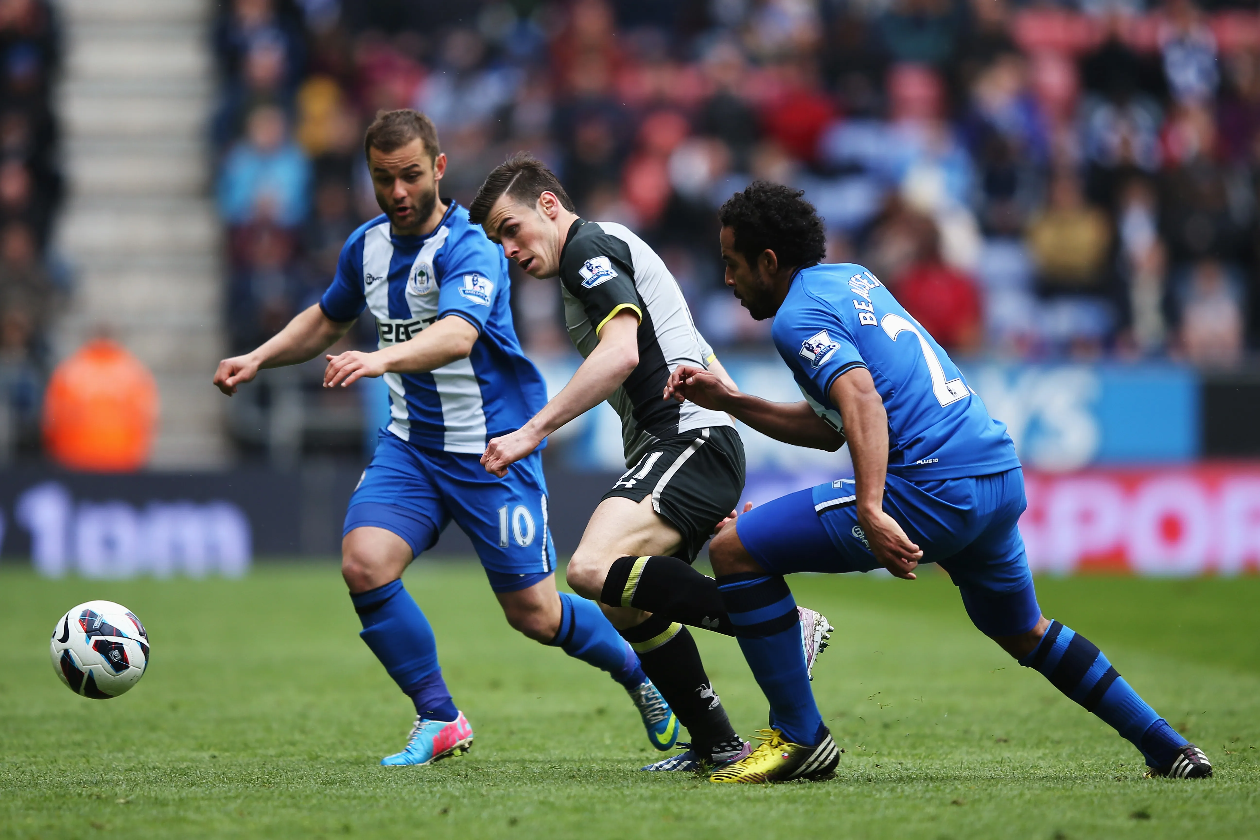 Jean Beasejour fue destacado por Roberto Martínez, quien lo dirigió en el Wigan (Photo by Richard Heathcote/Getty Images)