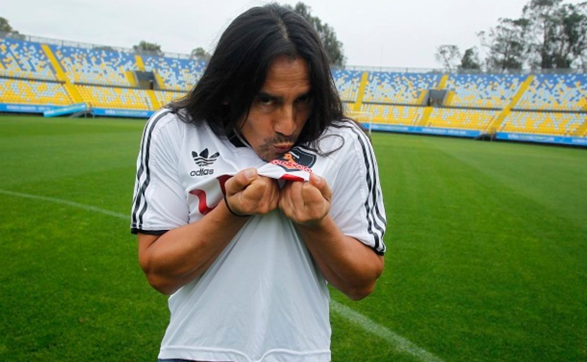 Mendoza critica festejo de Colo Colo por los 35 años de la Libertadores: “Tendría que haber sido mayor”