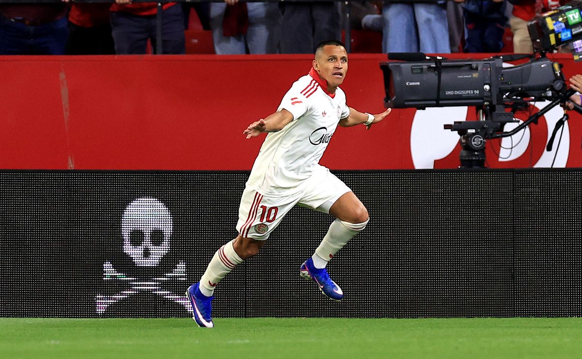 Malas noticias para U de Chile: dos nuevas claves de Alexis Sánchez para renovar contrato en Sevilla