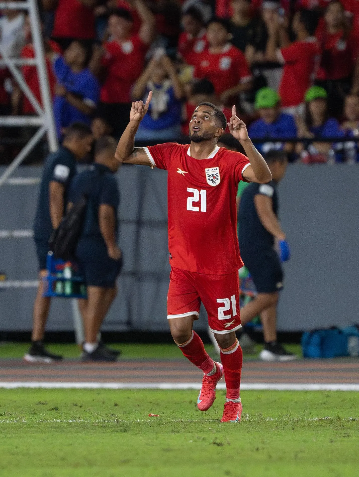 Yanis en su selección.