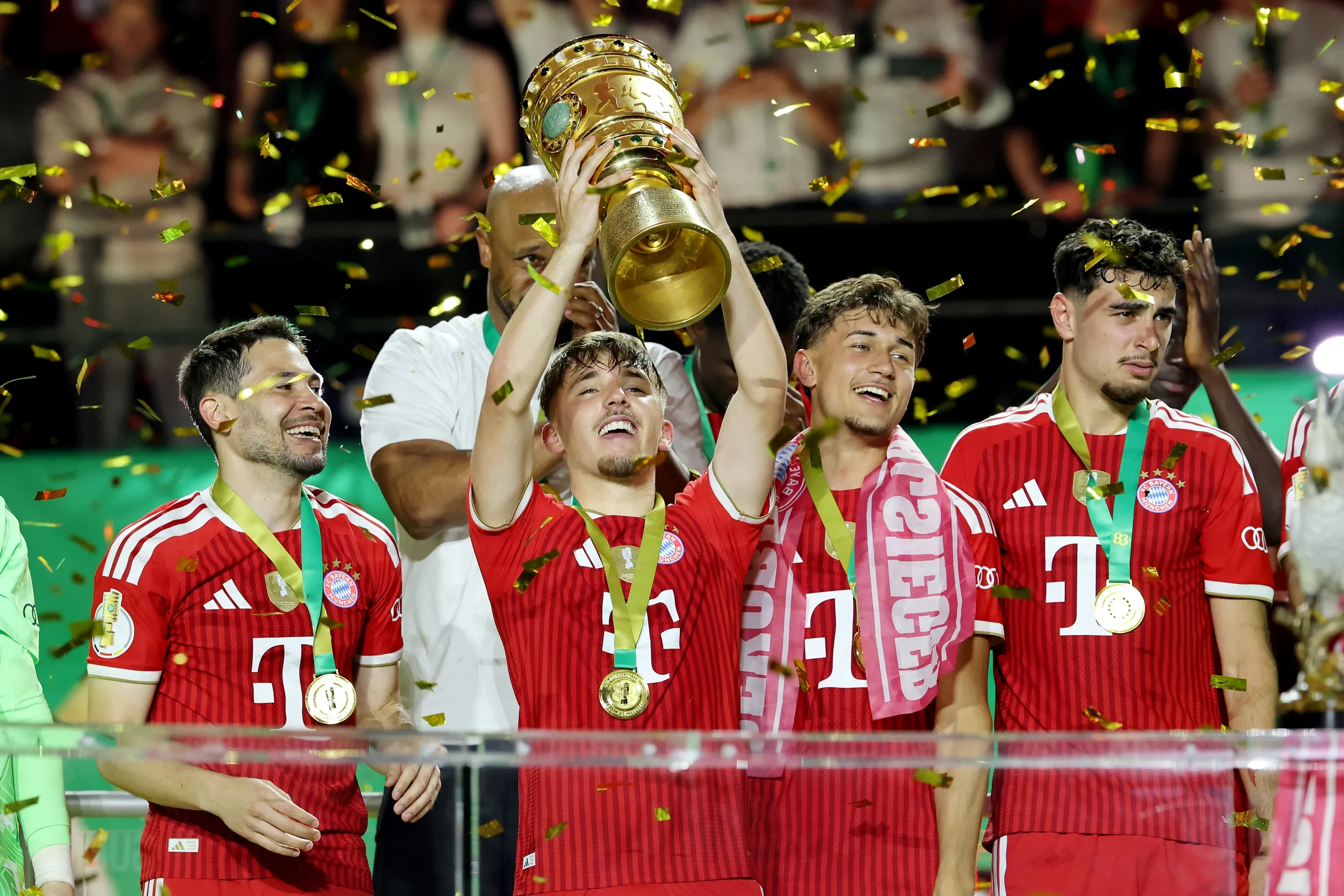 En esta temporada 2025-26 el alemán Lennart Karl jugó 40 partidos con nueve goles y ocho asistencias. Sin duda que es una dura baja para los germanos en este Mundial 2026. | Foto: Getty Images.