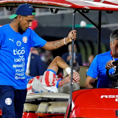 Figura de Paraguay sale entre lágrimas a días del Mundial