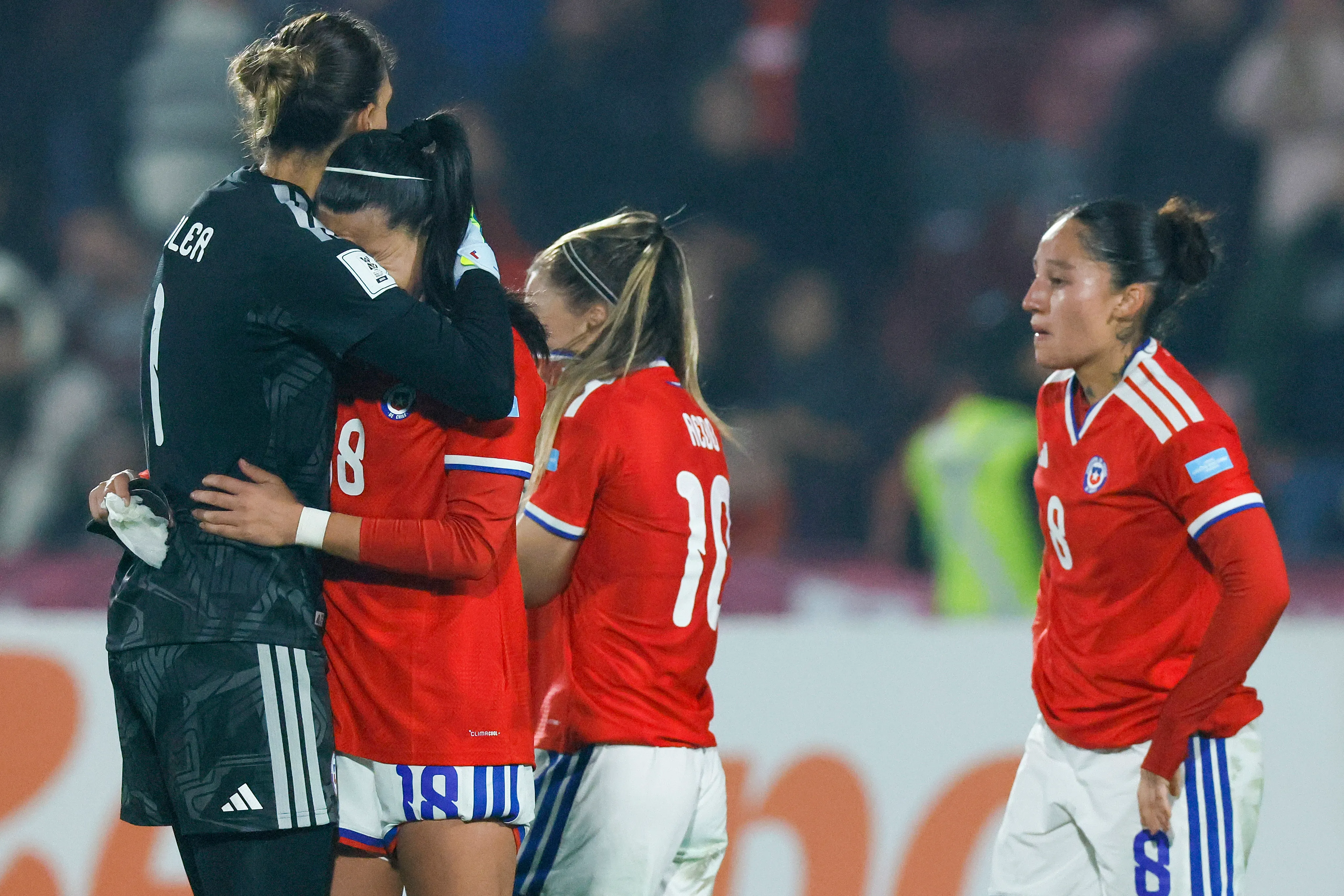 Chile queda afuera de otro Mundial, ahora el femenino. Foto: Andres Pina/Photosport