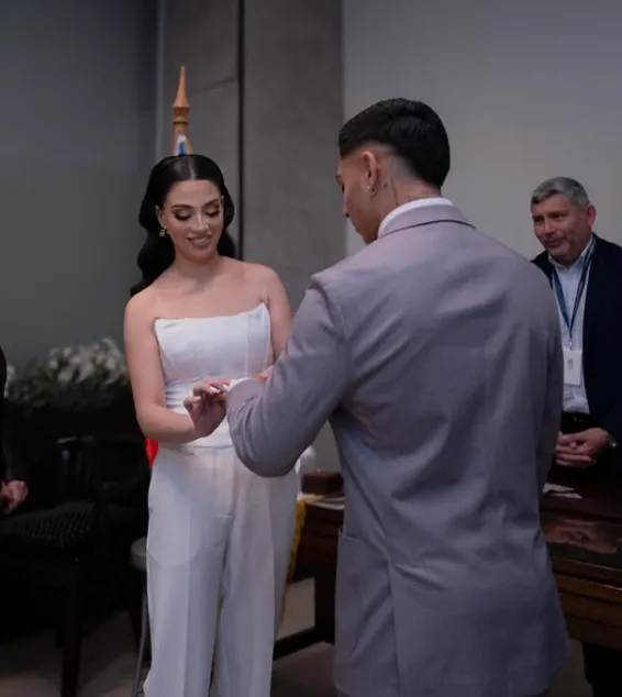 Jordhy Thompson y Camila Sepúlveda se casaron después de todas sus polémicas en el pasado. Foto: Instagram.