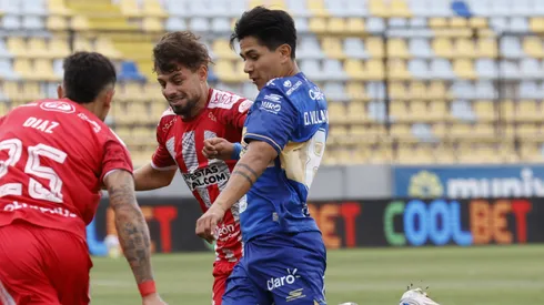 Dieter Villalpando remece al camarín de Everton con su accidente.