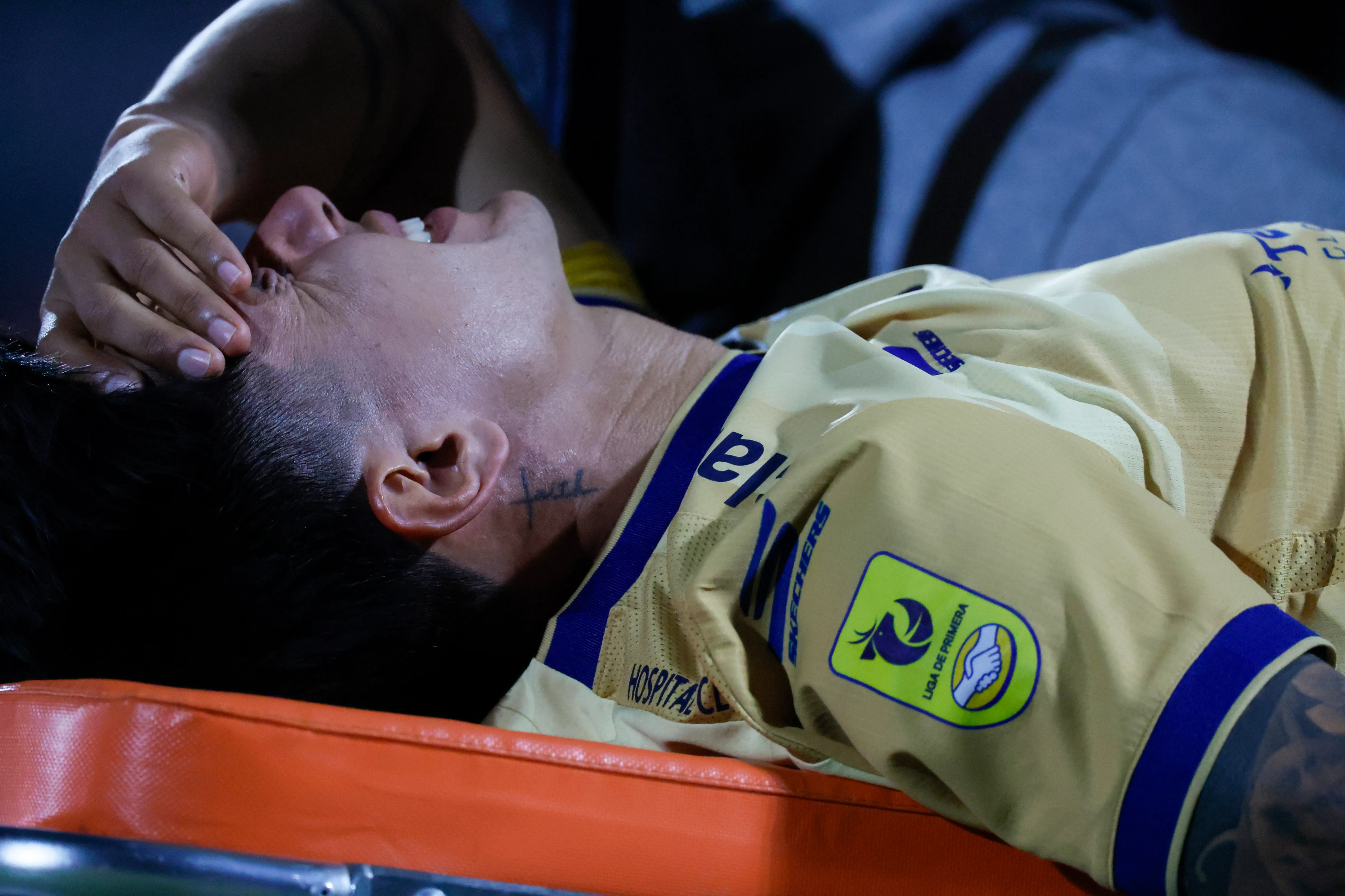 Dieter Villalpando sufrió un accidente de tránsito que ha generado revuelo en Everton. Foto: Photosport.