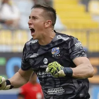 Fue figura tras su polémica ausencia y aborda fichaje en Colo Colo: "Estoy..."