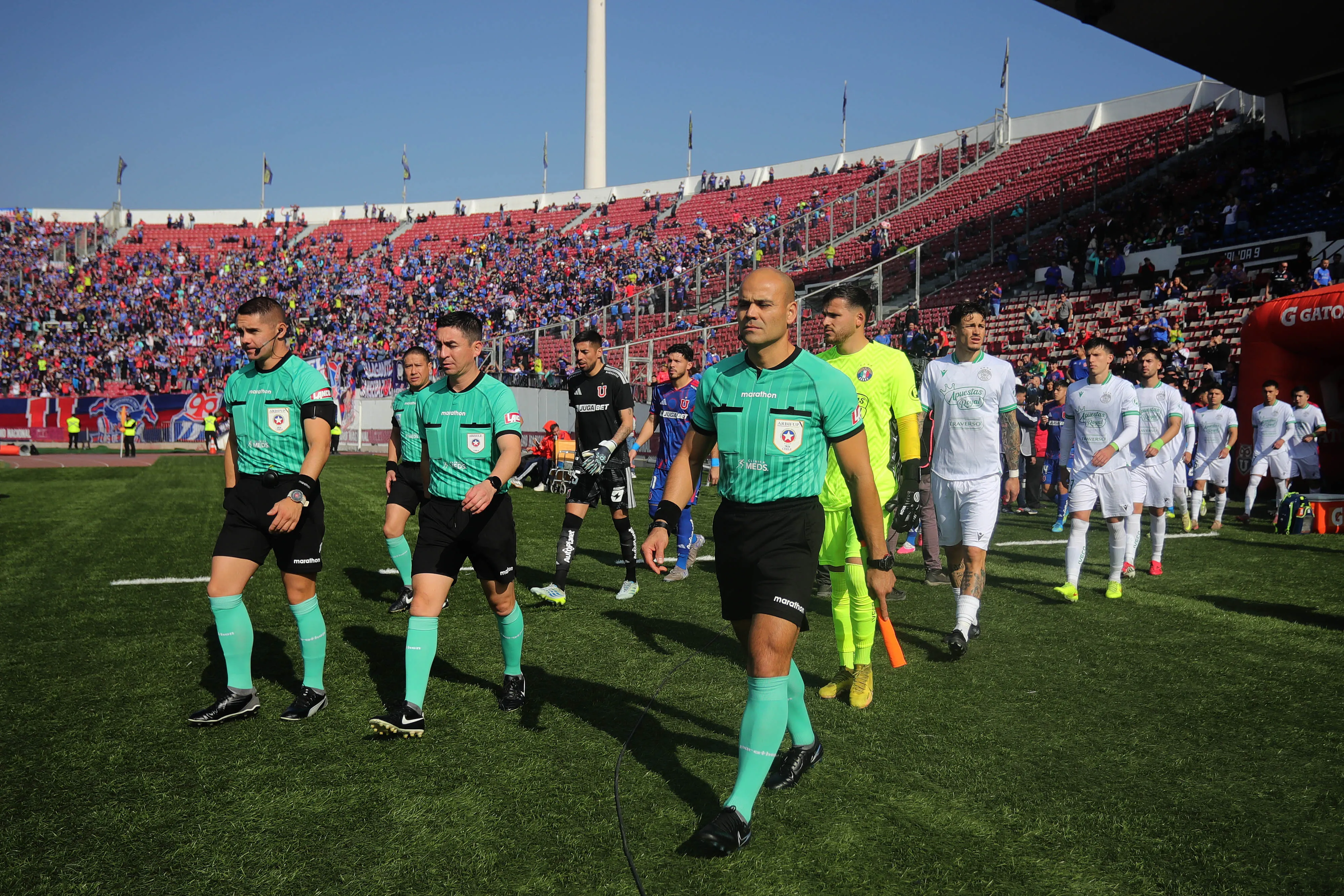 Claudio Urrutia fue el asistente de la polémica con Gago. Foto: Felipe Zanca/Photosport