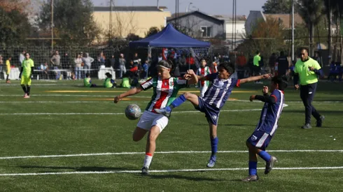 El fútbol enseña muchos valores a niños y niñas