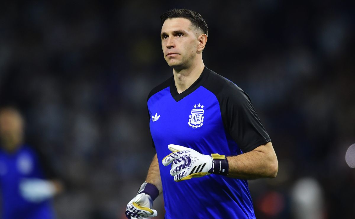 Están negociando con Aston Villa: Dibu Martínez ultima detalles para fichar por la Juventus