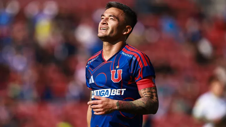 Charles Aránguiz será baja en la U el próximo partido.