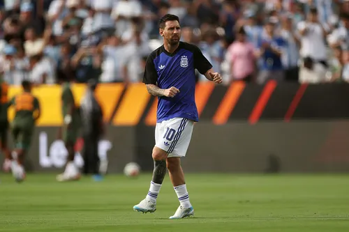 Messi no estaría los 90 minutos a modo de cuidado previo al debut mundialista – Getty