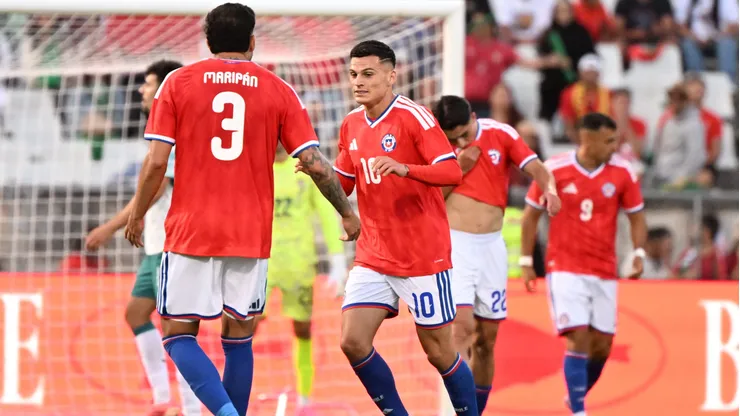 Varios jugadores dejan en duda su continuidad en Chile con su nivel.
