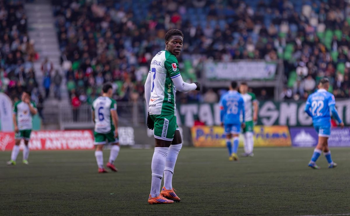¡Batacazo para Colo Colo! Avisan que Manley Clerveaux no va más en Puerto Montt