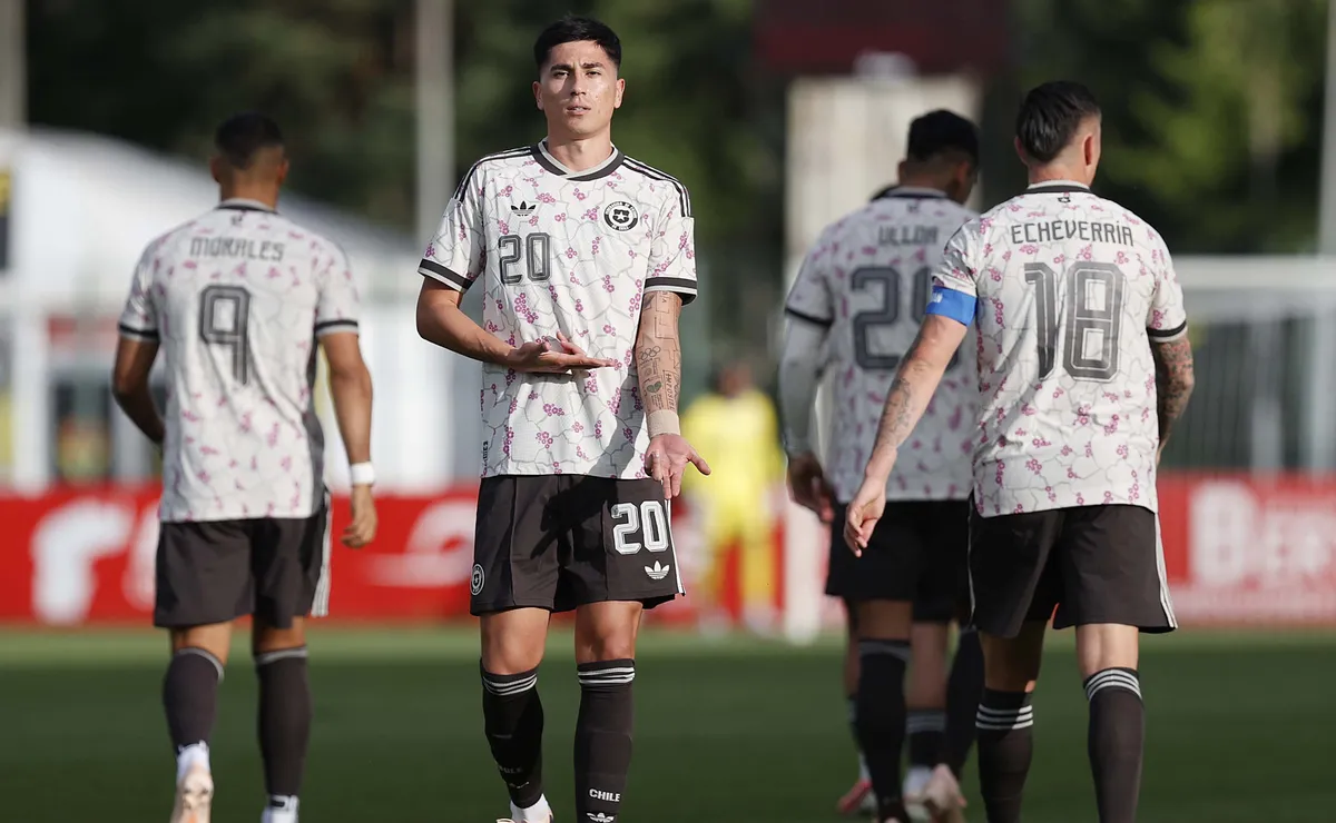 Tucu Sepúlveda celebra golazo en la Roja y habla de competencia de puntería Tucu Sepúlveda celebra golazo en la Roja y habla de competencia de puntería