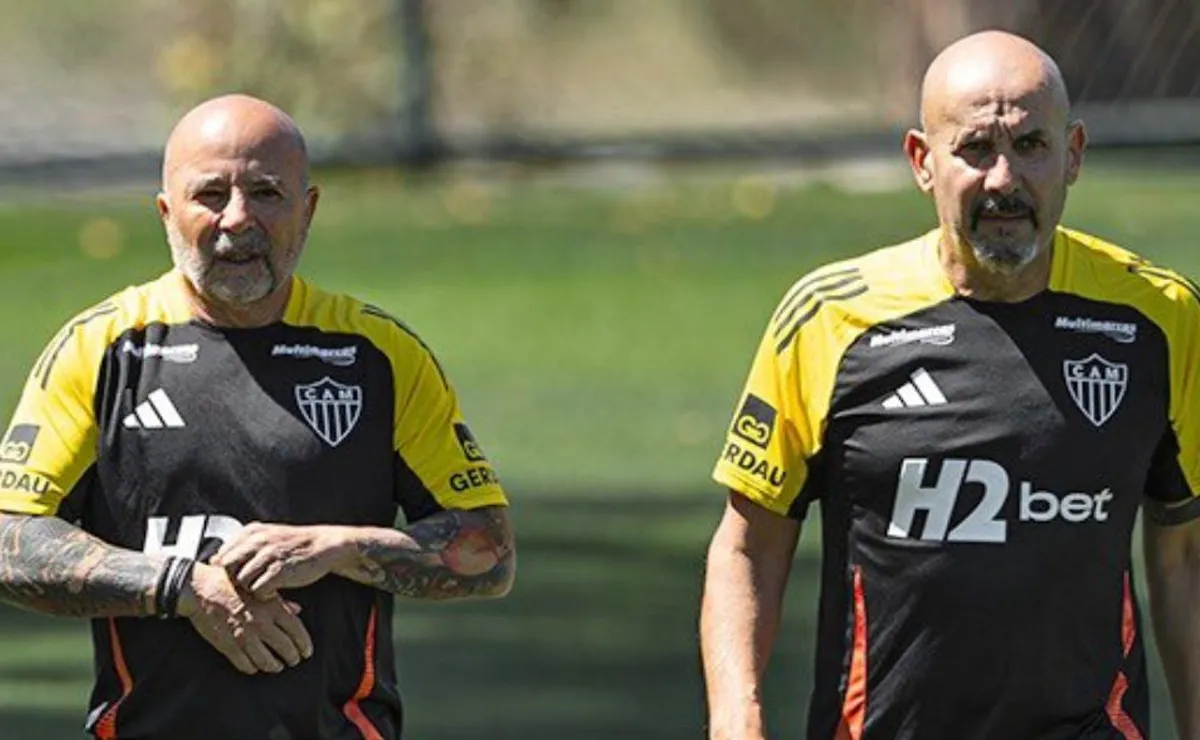 Jorge Sampaoli mantiene en su cuerpo técnico de Talleres al PF que provocó su salida en Flamengo por agredir a Pedro