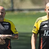 Ojo los chilenos: Sampaoli mantiene al agresor de un crack de Flamengo