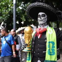 "El mexicano se las ingenia": Cómo se vive el Mundial in situ