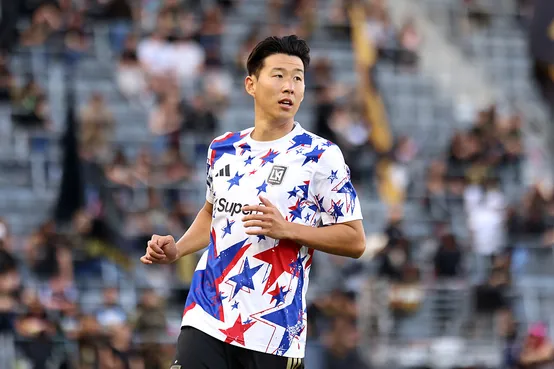 Son ilusiona a Corea del Sur en el partido inicial contra República Checa – Getty