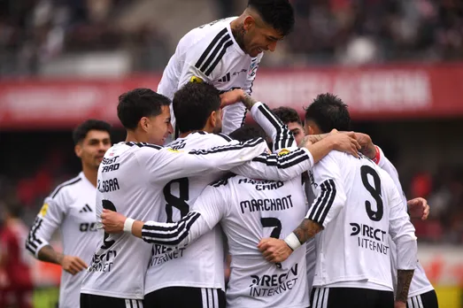 Los albos se mantienen liderando la Liga de Primera – Photosport