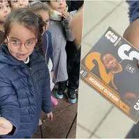 Premio por no faltar: alumnos reciben láminas del Mundial 2026