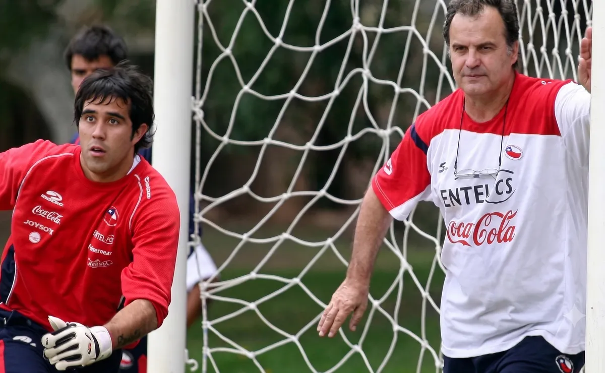 Claudio Bravo revela héroe en Chile durante época Bielsa Claudio Bravo revela héroe en Chile durante época Bielsa
