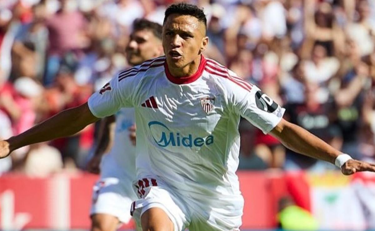 Alexis Sánchez se queda en Sevilla: nuevo director deportivo confirma negociaciones y lo aleja de la U