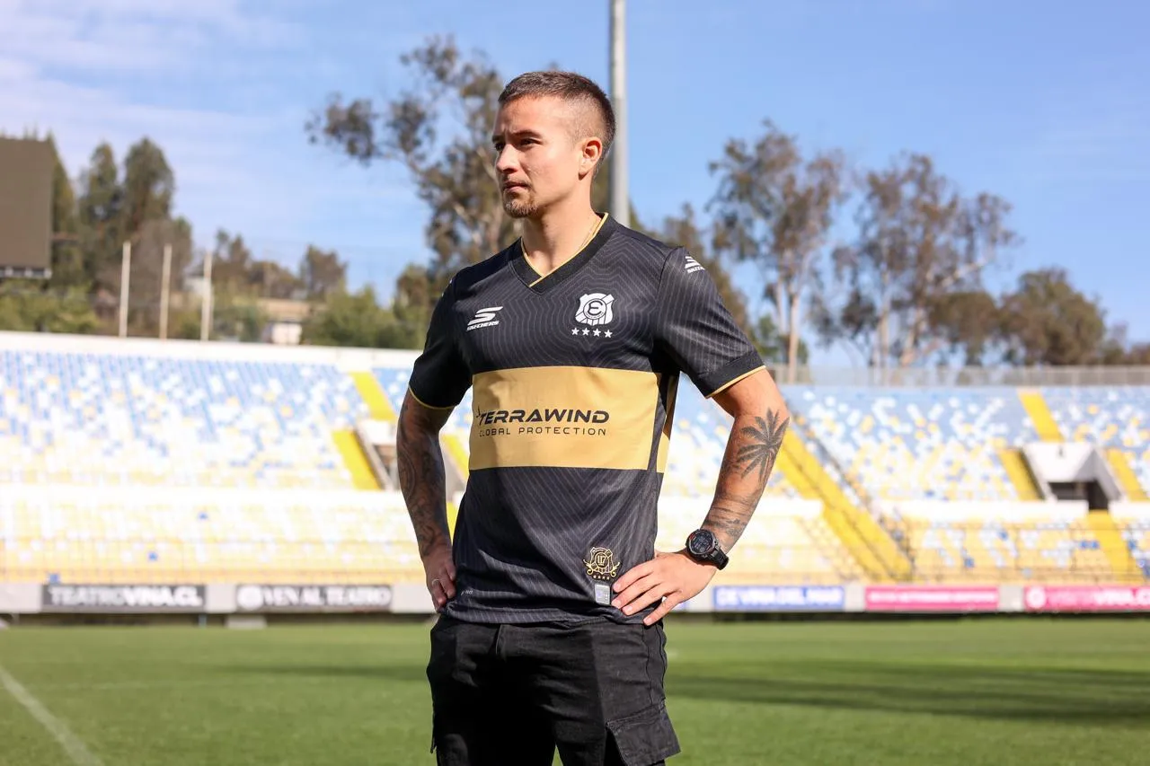 Berríos mostró la nueva piel del Ever