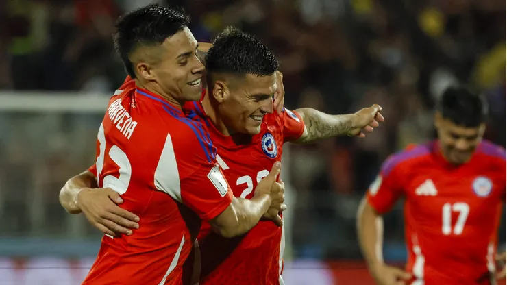 Colo Colo quiere repatriar a Alexander Aravena.