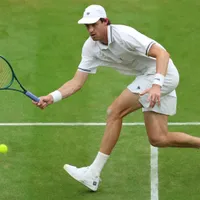 Alerta: Nico Jarry se baja de Wimbledon y es duda para Copa Davis