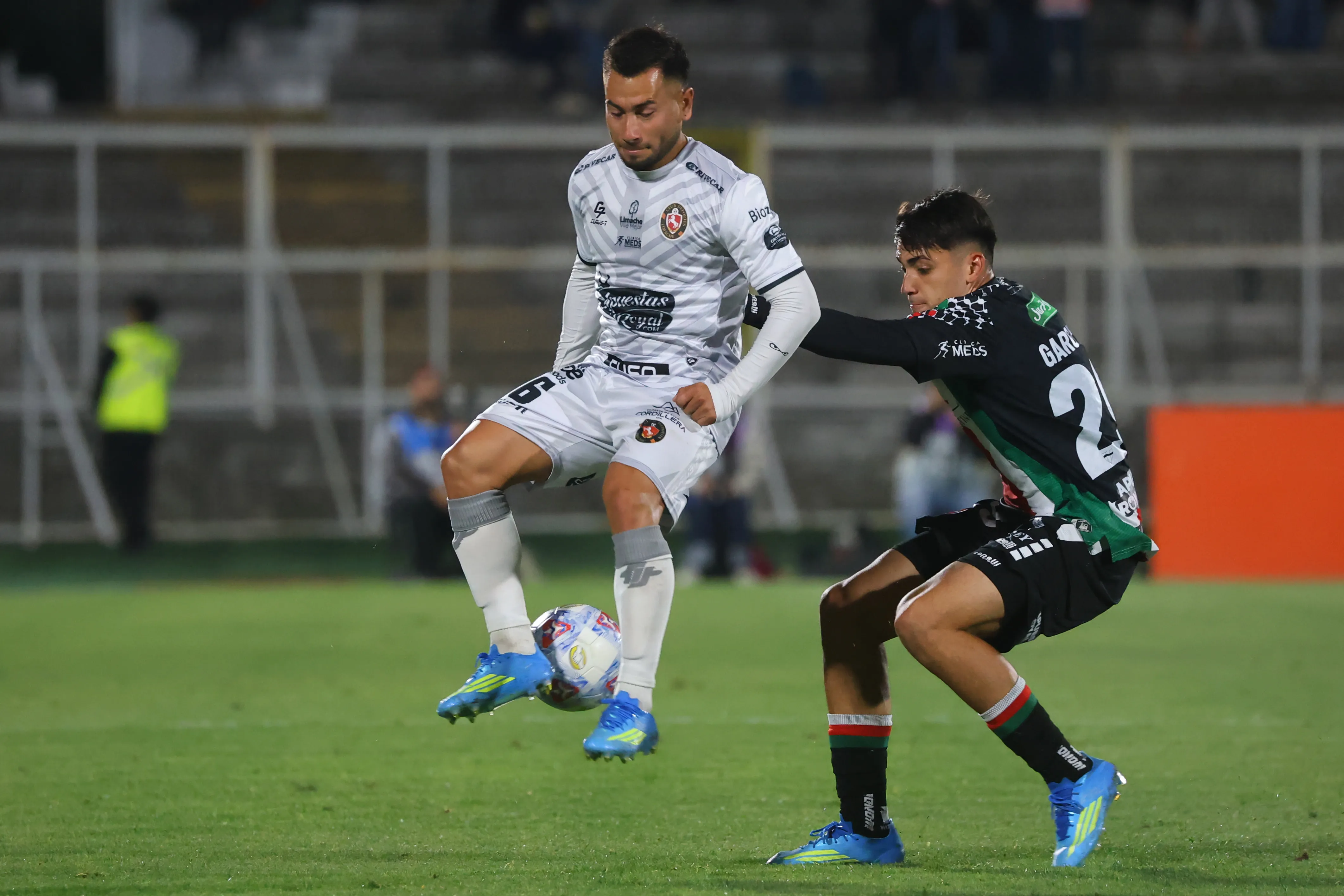 El jugador podría salir pronto de Limache/Photosport