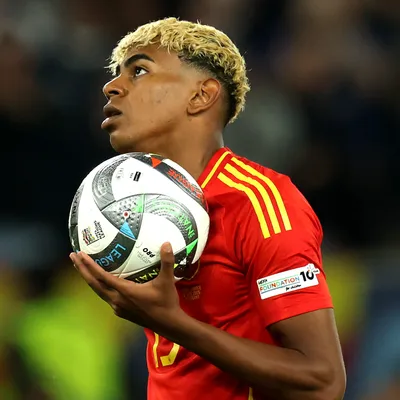 Lamine sin la 10 en España: por qué no usa el mismo dorsal de Barcelona