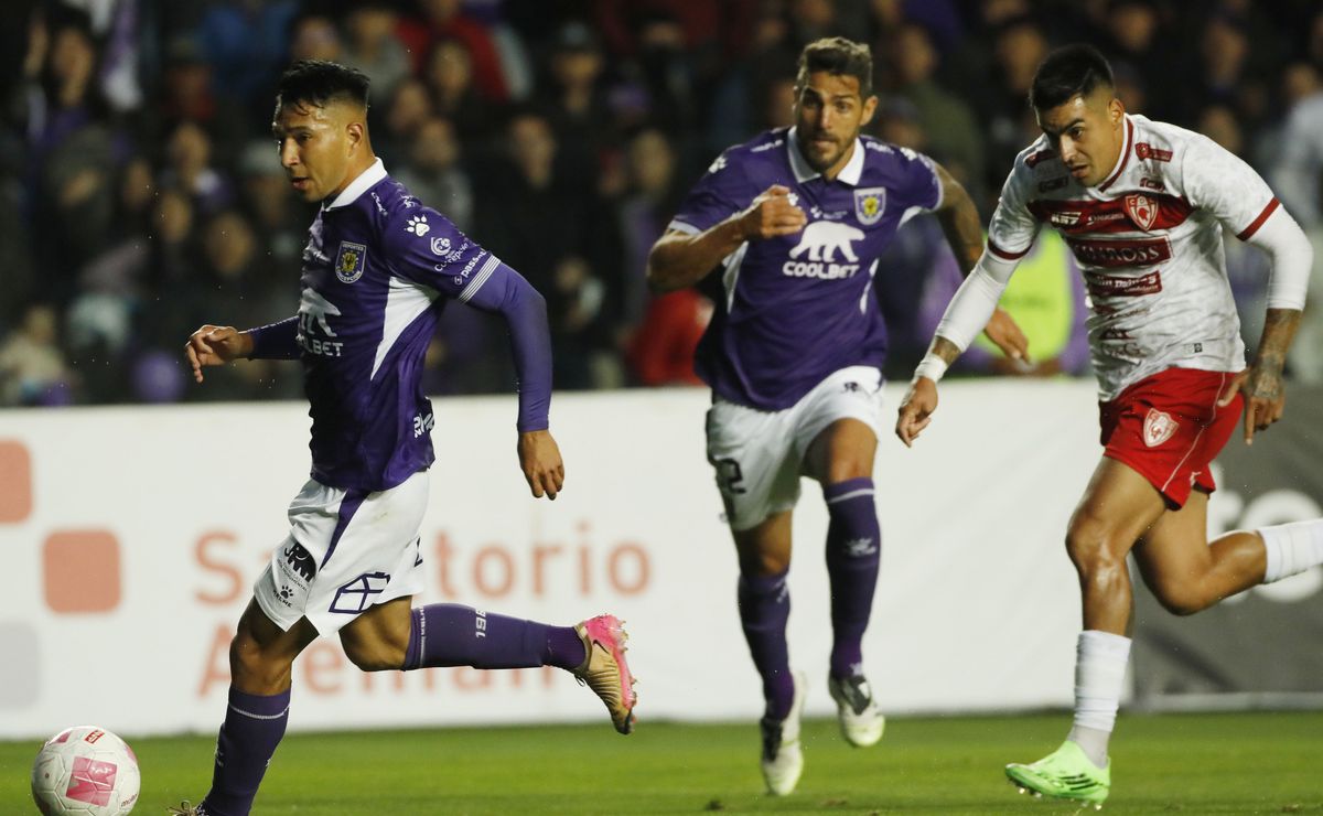 Afirman que jugador de Deportes Concepción saldrá del equipo y se marchará a Europa