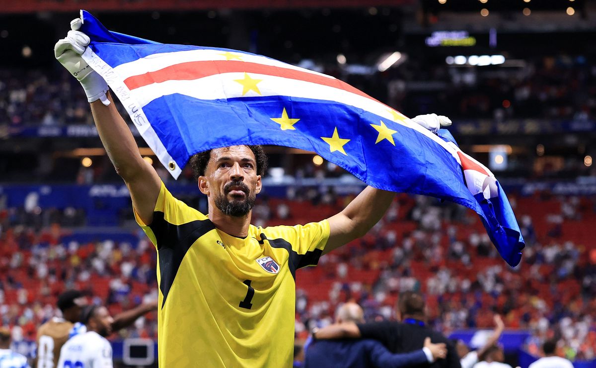 A lo Tim Payne: Vozinha, la figura de Cabo Verde, que superó 2 millones de seguidores tras partidazo ante España