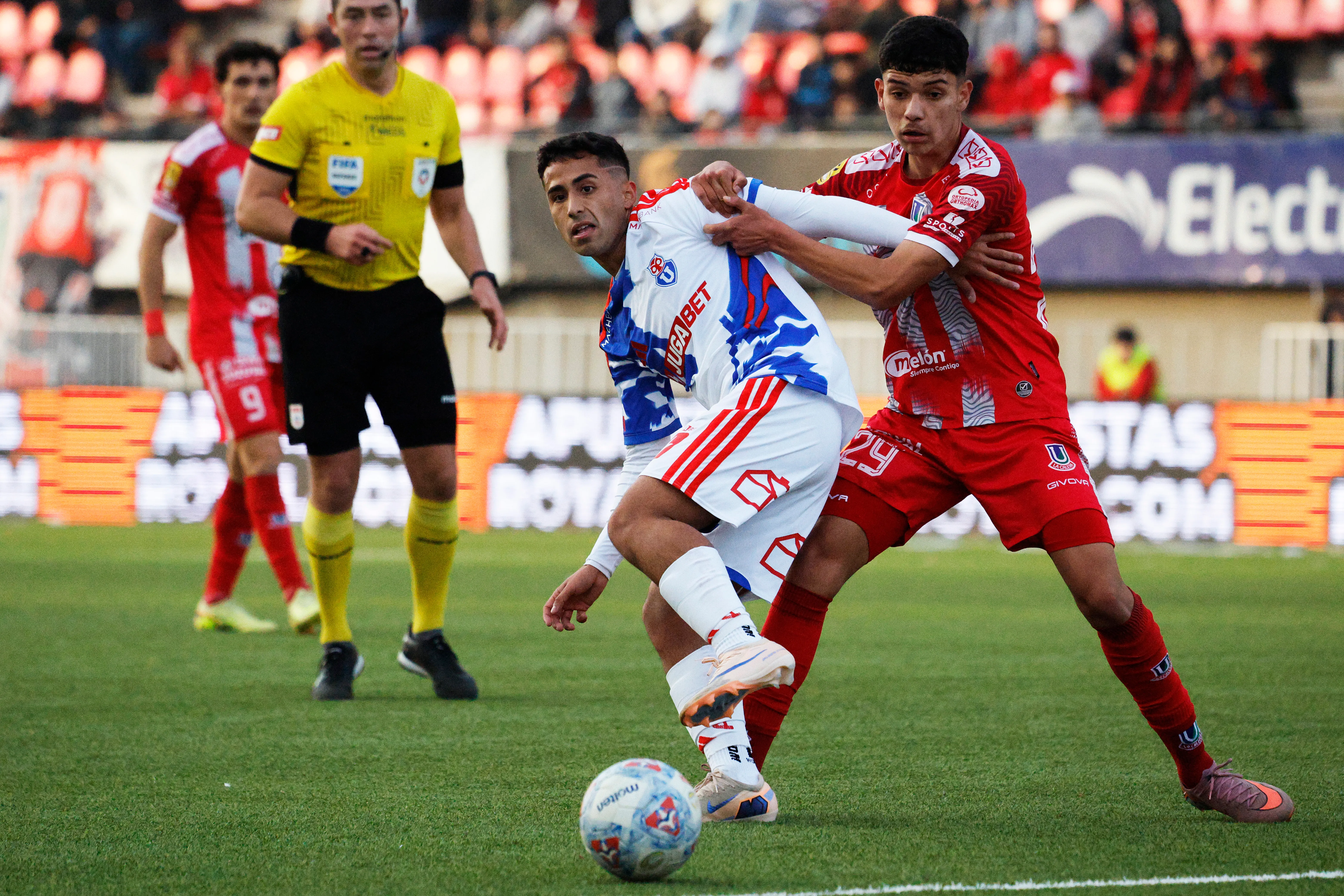 Lucas Assadi tuvo un bajo partido con la U. Foto: Martin Thomas/Photosport