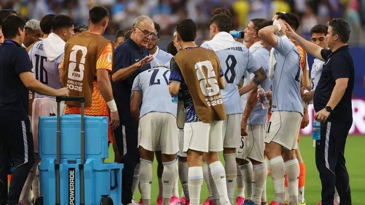 Marcelo Bielsa no quedó contento con el juego de Uruguay.