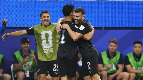 Nueva Zelanda vence por 2-1 a Irán y con Tim Payne de titular