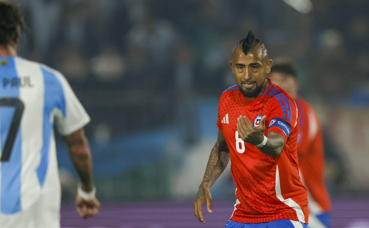 Kun Agüero termina con la disputa entre si es mejor Arturo Vidal o Rodrigo de Paul: “Por los clubes”
