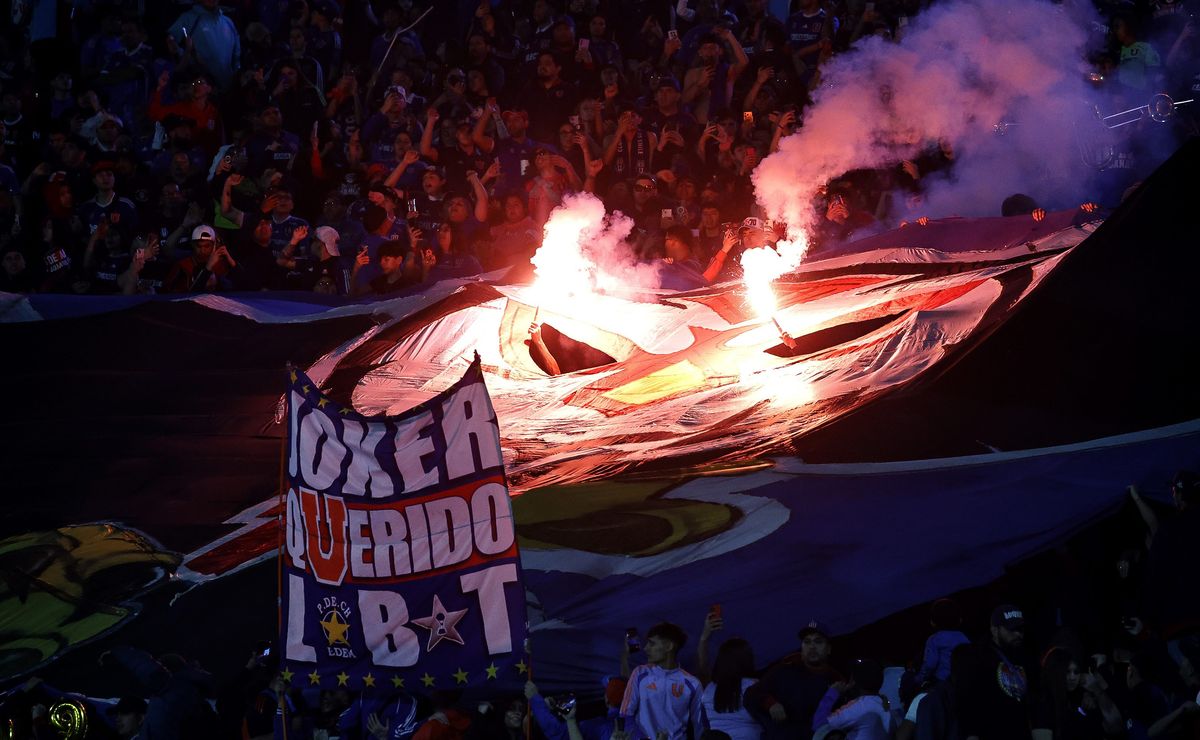 La barra de U de Chile llama a boicotear el partido con particular protesta contra la dirigencia