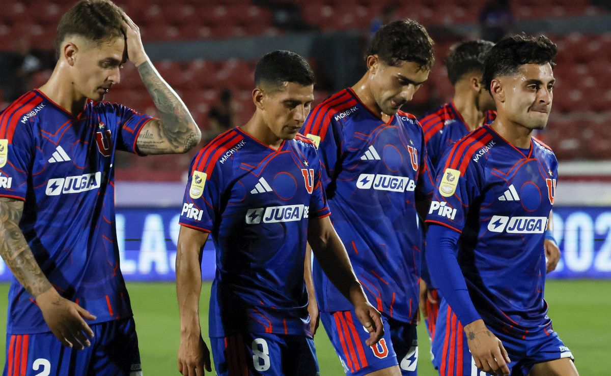 Plantel de U. de Chile se manifiesta contra el boicot de los hinchas: “Los necesitamos”