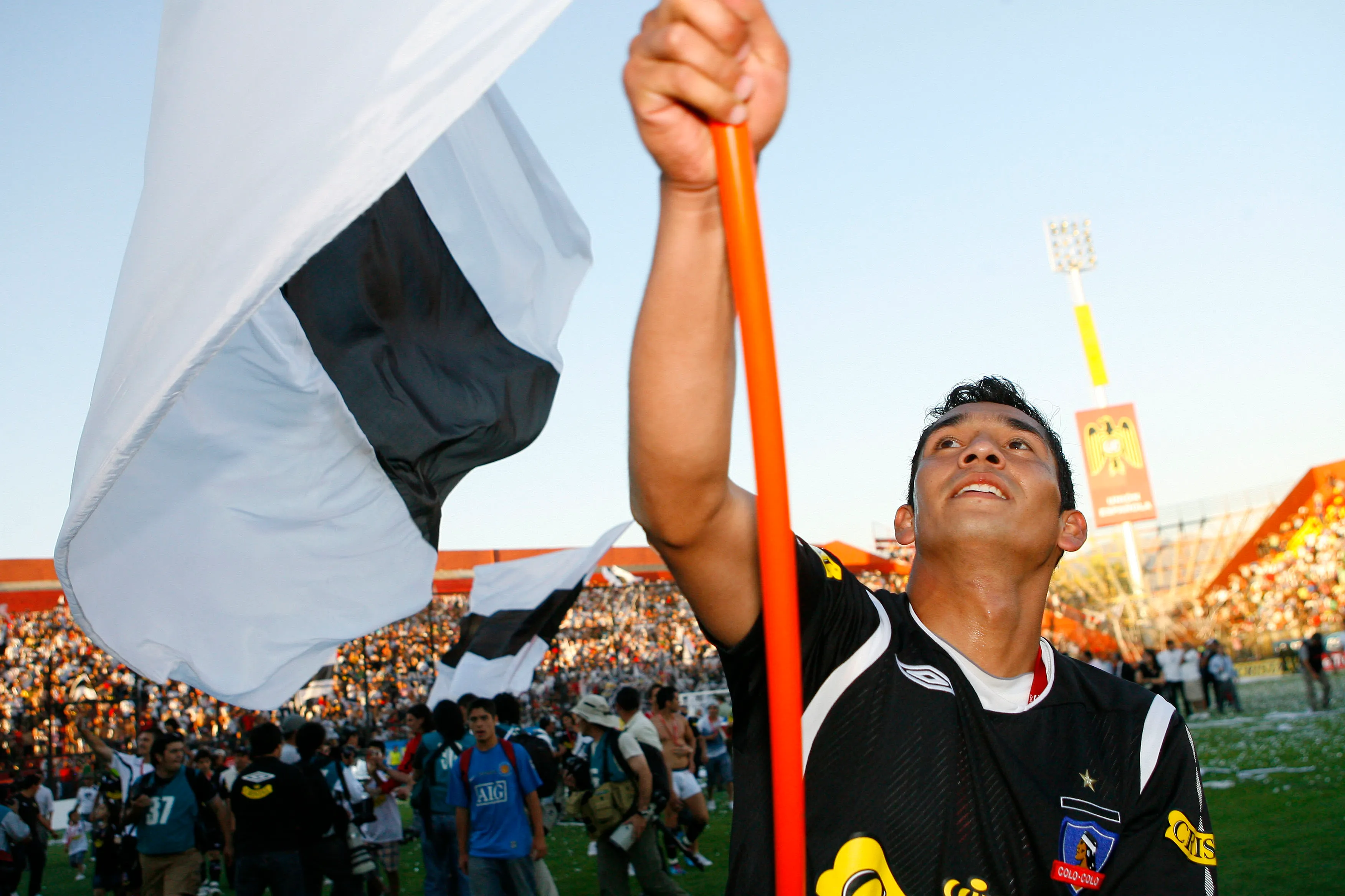 Sebastián Toro celebra el título obtenido por el Cacique en 2009. (Andrés Piña | Photosport).