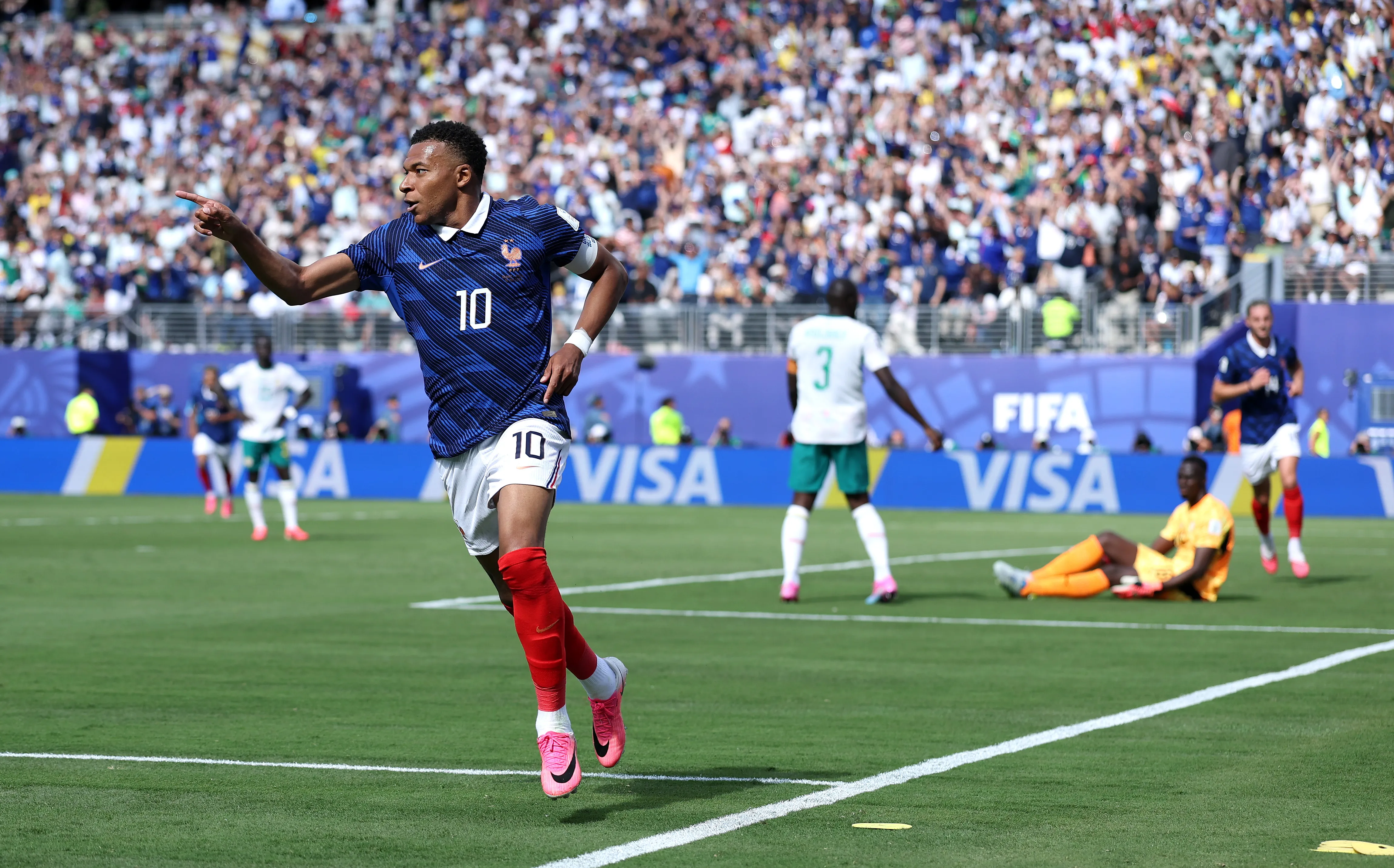 Mbappé el máximo artillero de su país /Getty Images