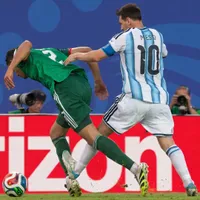 Polémica de Argentina y Messi en el Mundial: planchazo y VAR mudo