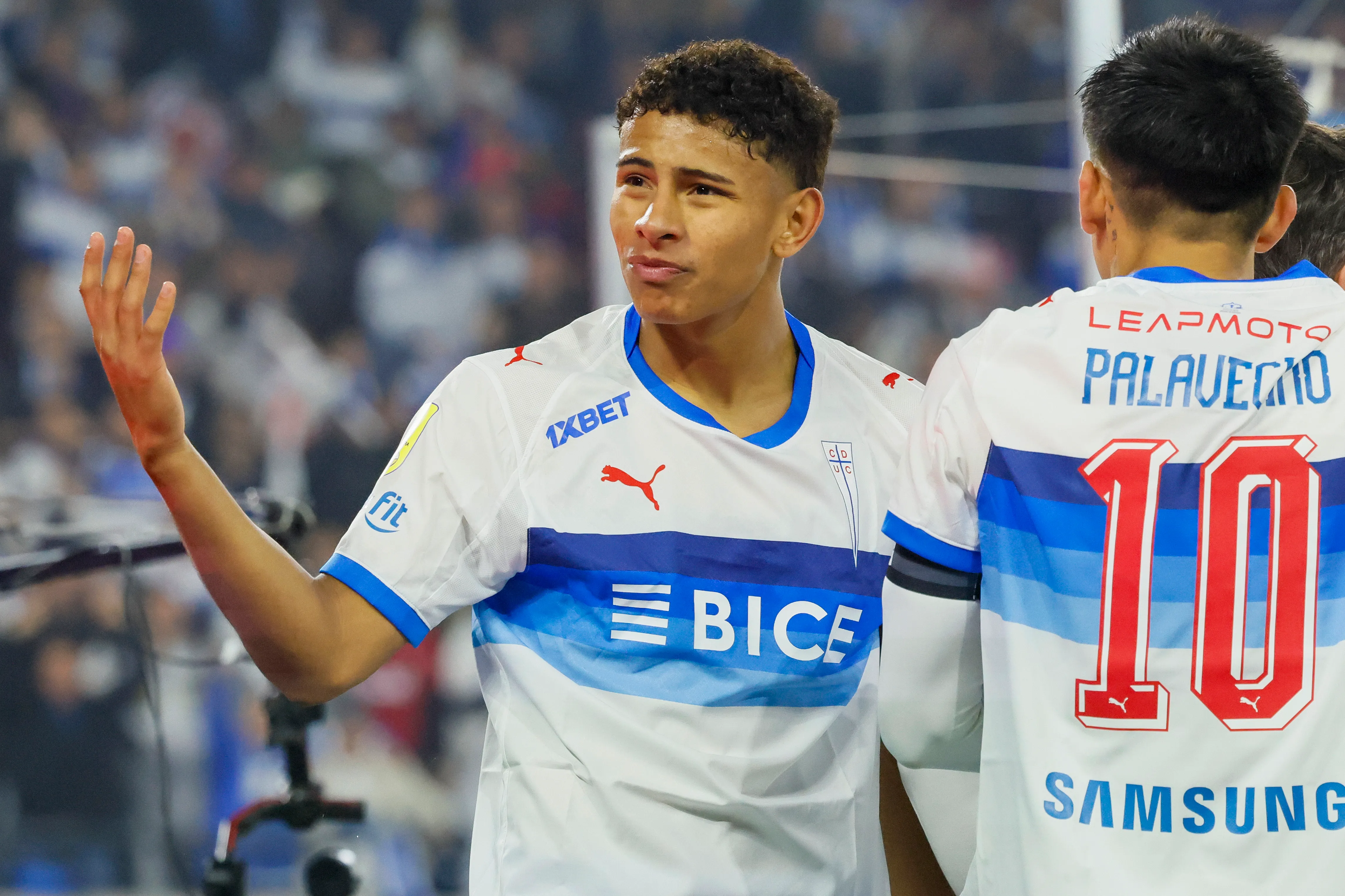 Juan Francisco Rossel ha logrado ser un recambio importante para Universidad Católica en este 2026. | Foto: Photosport.