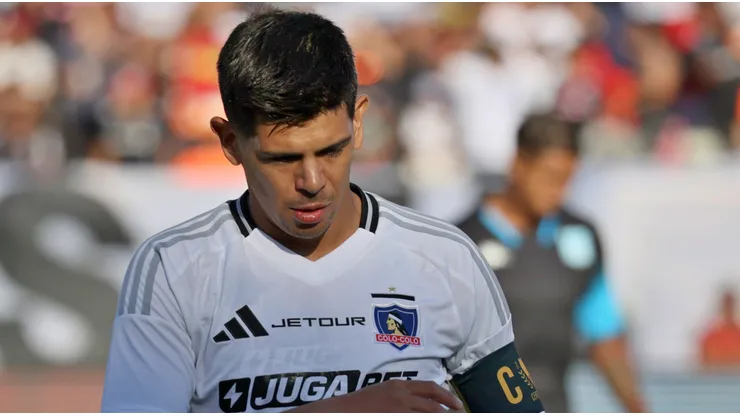 Pavez se marchó por la puerta trasera de Colo Colo a inicios de año.