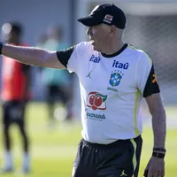 ¿Se volvió loco? La inédita decisión de Carlo Ancelotti en Brasil